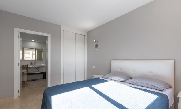 Resale - Wohnung -
Punta Prima - La Recoleta