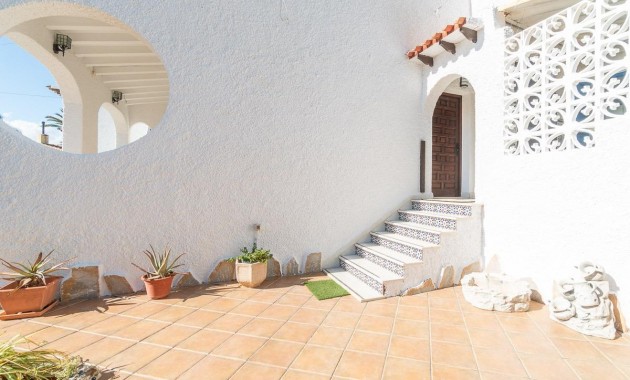 Resale - Villa -
Orihuela Costa - Punta Prima