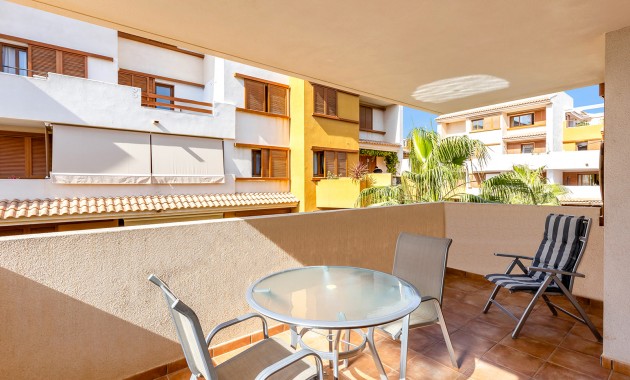 Resale - Wohnung -
Torrevieja - Punta prima