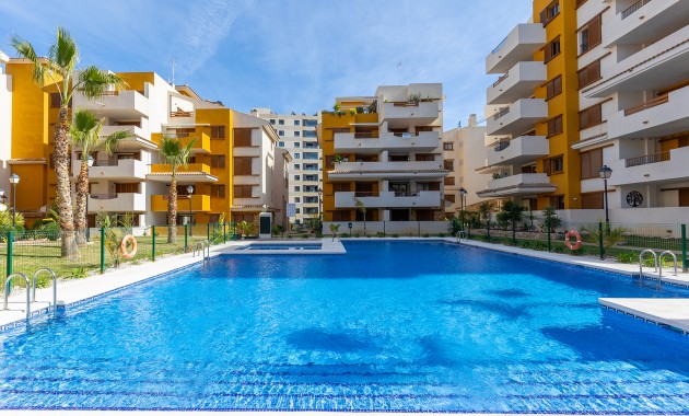 Resale - Wohnung -
Torrevieja - Punta prima