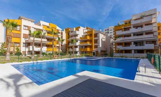 Resale - Wohnung -
Torrevieja - Punta prima