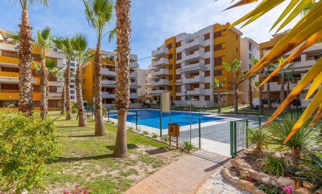 Resale - Wohnung -
Torrevieja - Punta prima