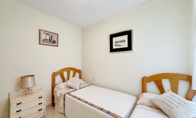 Resale - Wohnung -
Orihuela - Orihuela Costa