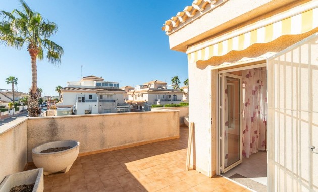 Venta - Villa -
Orihuela Costa - Playa Flamenca