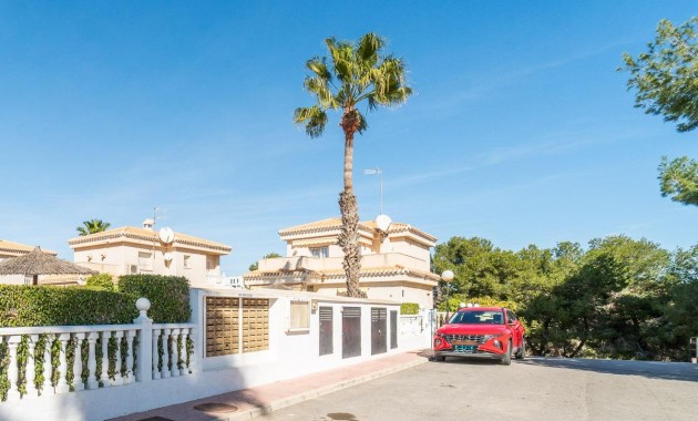 Venta - Villa -
Orihuela Costa - Playa Flamenca