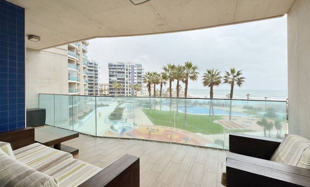 Resale - Wohnung -
Torrevieja - Punta prima