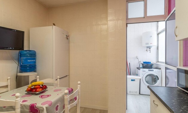 Sale - Apartment -
Torrevieja - Centro