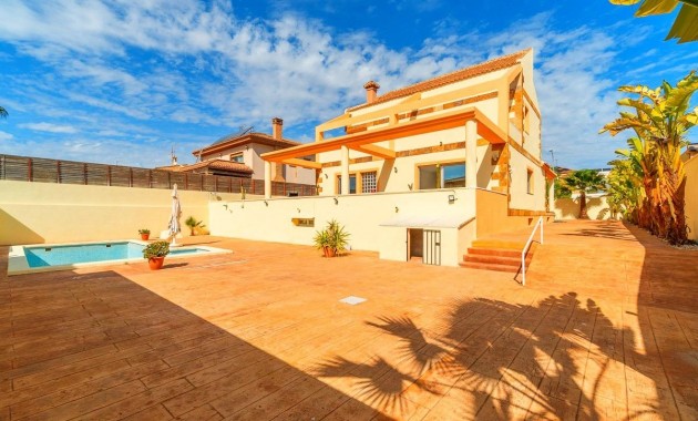 Venta - Villa -
Torrevieja - Aguas nuevas 2