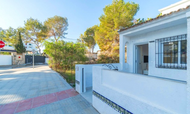 Venta - Bungalow -
Orihuela Costa - Las Filipinas