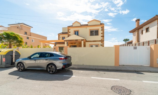 Venta - Villa -
Torrevieja - Aguas nuevas 2