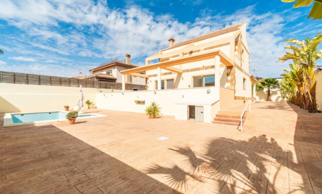 Venta - Villa -
Torrevieja - Aguas nuevas 2