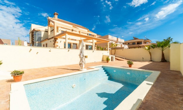 Venta - Villa -
Torrevieja - Aguas nuevas 2