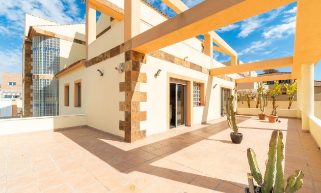 Venta - Villa -
Torrevieja - Aguas nuevas 2