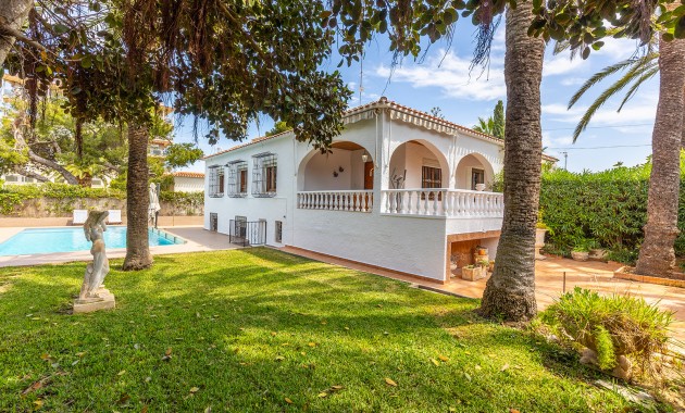 Resale - Villa -
Torrevieja - Rocio del mar