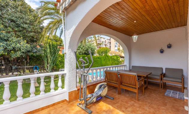 Resale - Villa -
Torrevieja - Rocio del mar