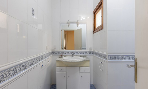 Resale - Villa -
Torrevieja - Rocio del mar