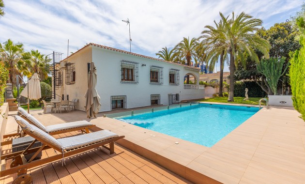 Resale - Villa -
Torrevieja - Rocio del mar