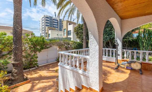 Resale - Villa -
Torrevieja - Rocio del mar