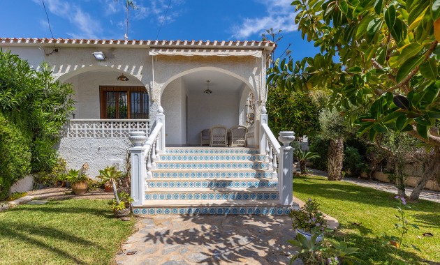 Resale - Villa -
Torrevieja - Rocio del mar