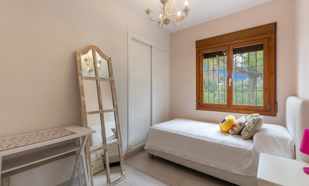 Resale - Villa -
Torrevieja - Rocio del mar