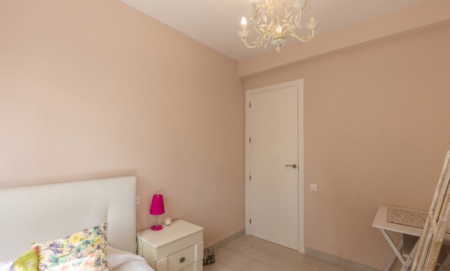 Resale - Villa -
Torrevieja - Rocio del mar