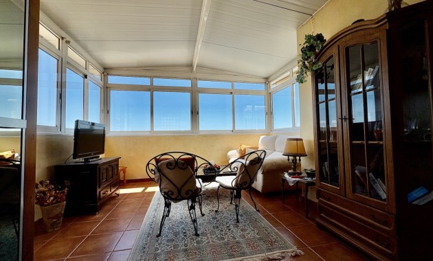 Resale - Einfamilienhaus -
Orihuela - Villamartin