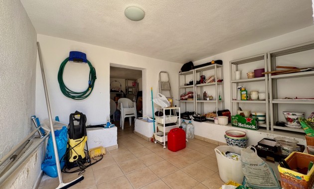 Resale - Einfamilienhaus -
Orihuela - Villamartin