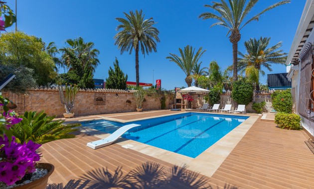 Venta - Villa -
Orihuela - Orihuela Costa