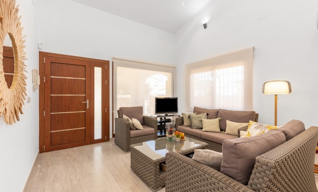 Venta - Villa -
Orihuela - Orihuela Costa