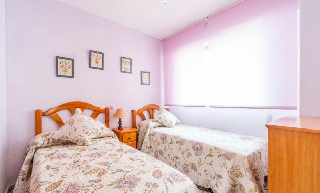 Sale - Apartment -
Torrevieja - Rocio del mar