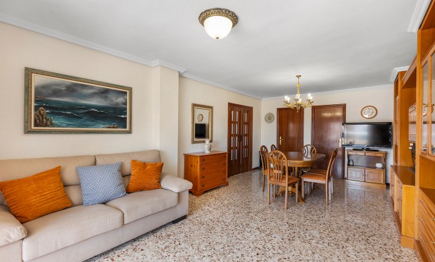 Resale - Wohnung -
Torrevieja - Rocio del mar