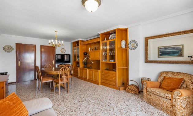 Resale - Wohnung -
Torrevieja - Rocio del mar