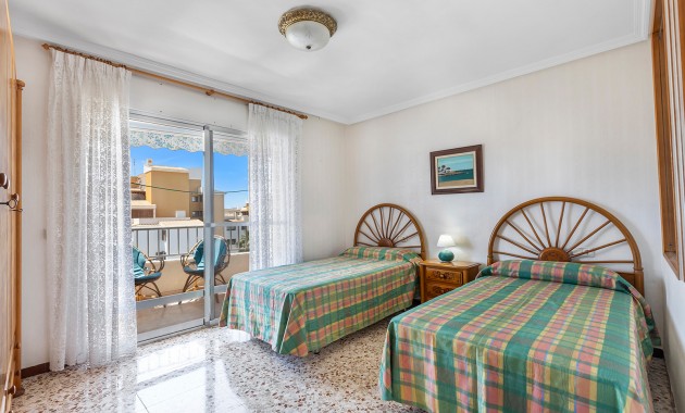 Resale - Wohnung -
Torrevieja - Rocio del mar