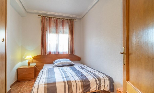 Resale - Chalet -
Orihuela Costa - Punta Prima