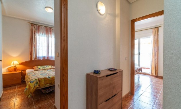Resale - Chalet -
Orihuela Costa - Punta Prima