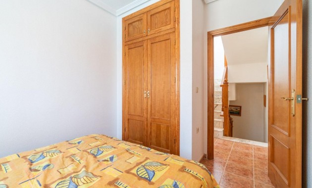 Resale - Chalet -
Orihuela Costa - Punta Prima