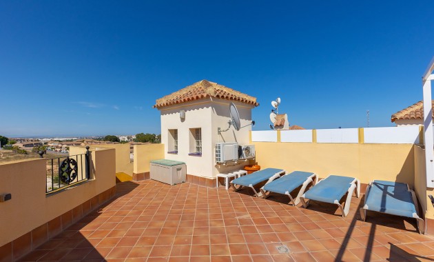 Venta - Apartamento -
Torrevieja - Los altos