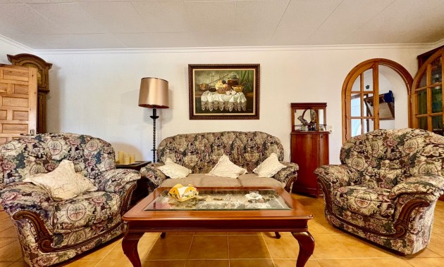 Resale - Einfamilienhaus -
Orihuela Costa - Montezenia