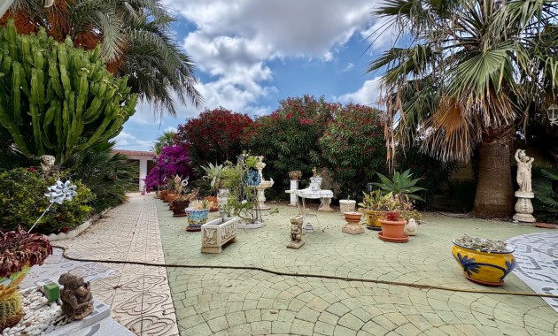 Resale - Einfamilienhaus -
Orihuela Costa - Montezenia