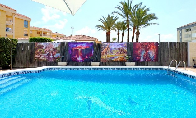 Resale - Villa -
Torrevieja - Rocio del mar