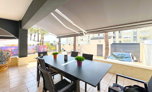 Resale - Villa -
Torrevieja - Rocio del mar
