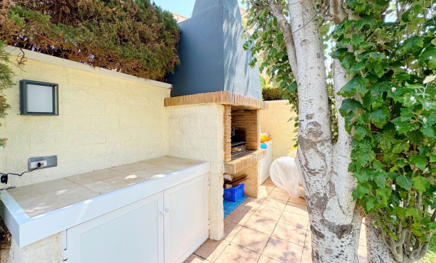 Resale - Villa -
Torrevieja - Rocio del mar