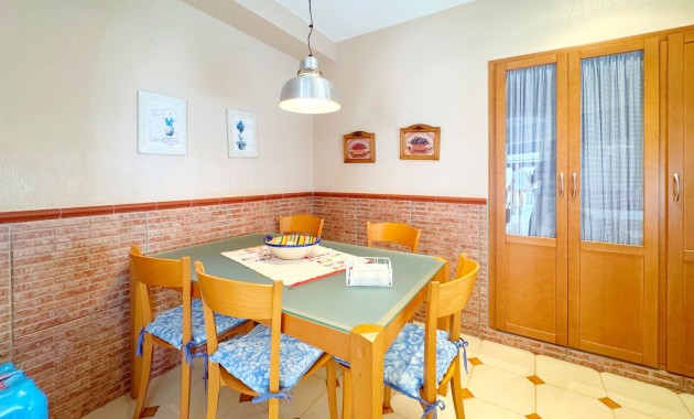 Resale - Villa -
Torrevieja - Rocio del mar