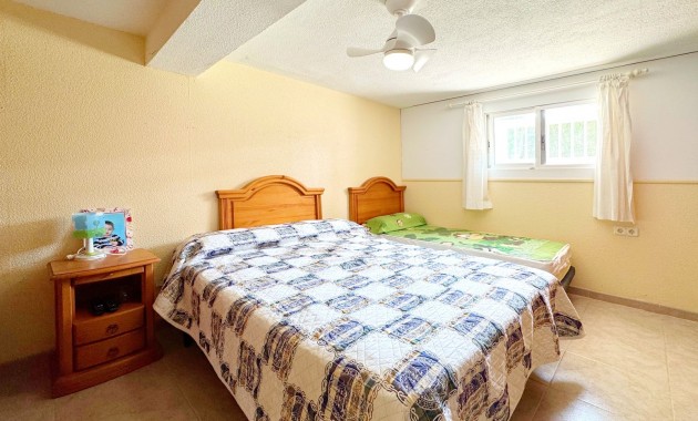 Resale - Villa -
Torrevieja - Rocio del mar