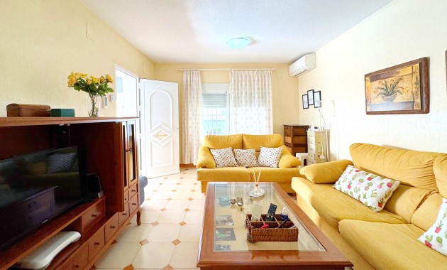 Resale - Villa -
Torrevieja - Rocio del mar