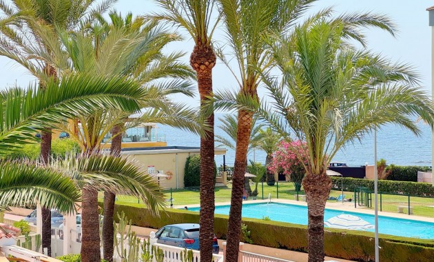 Resale - Villa -
Torrevieja - Rocio del mar