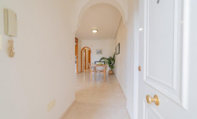 Resale - Flat -
Algorfa