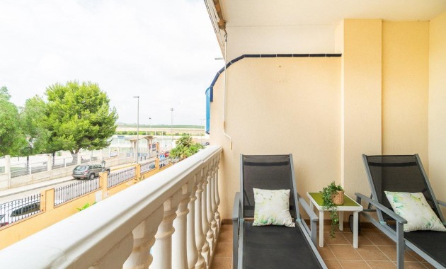 Resale - Flat -
Algorfa