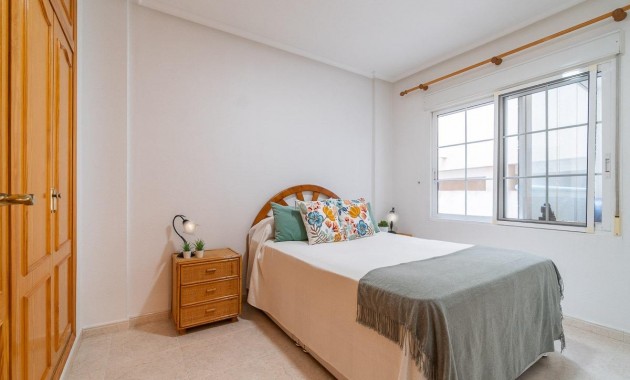 Resale - Flat -
Algorfa