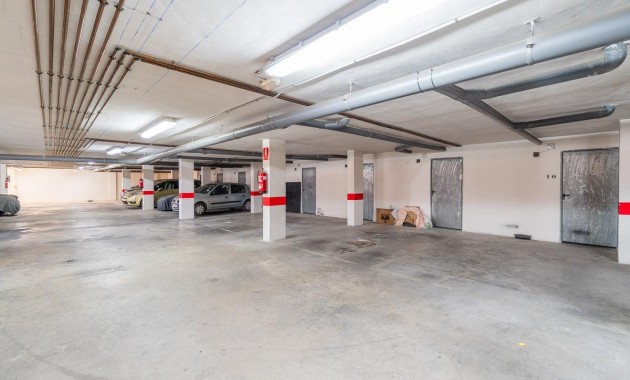 Resale - Flat -
Algorfa